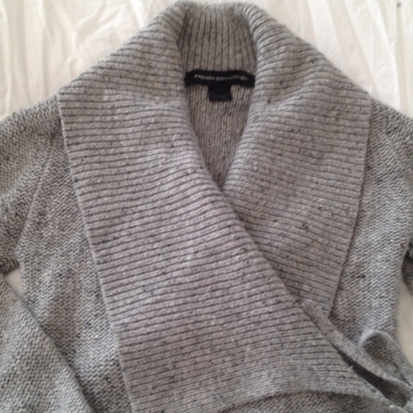 French connection sweater - Picture 7 of 8